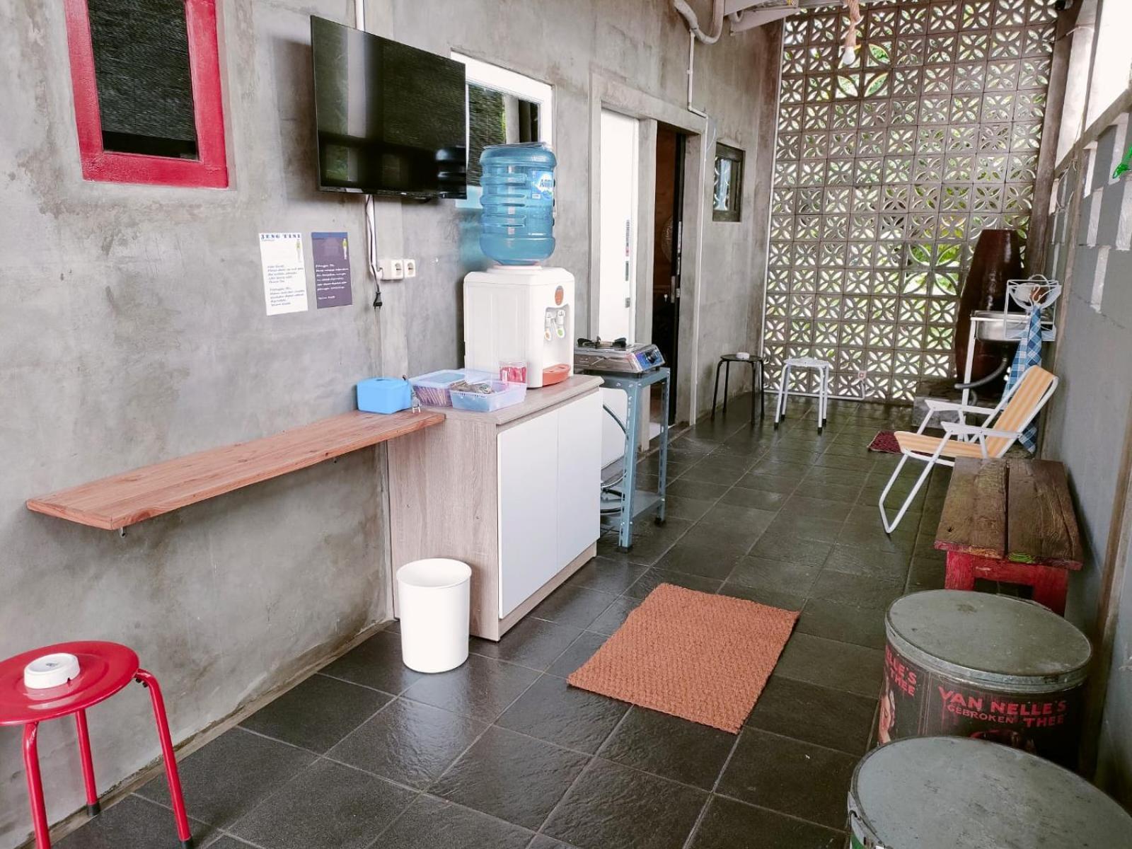 Jeng Tini Guest House โบกอร์ ภายนอก รูปภาพ