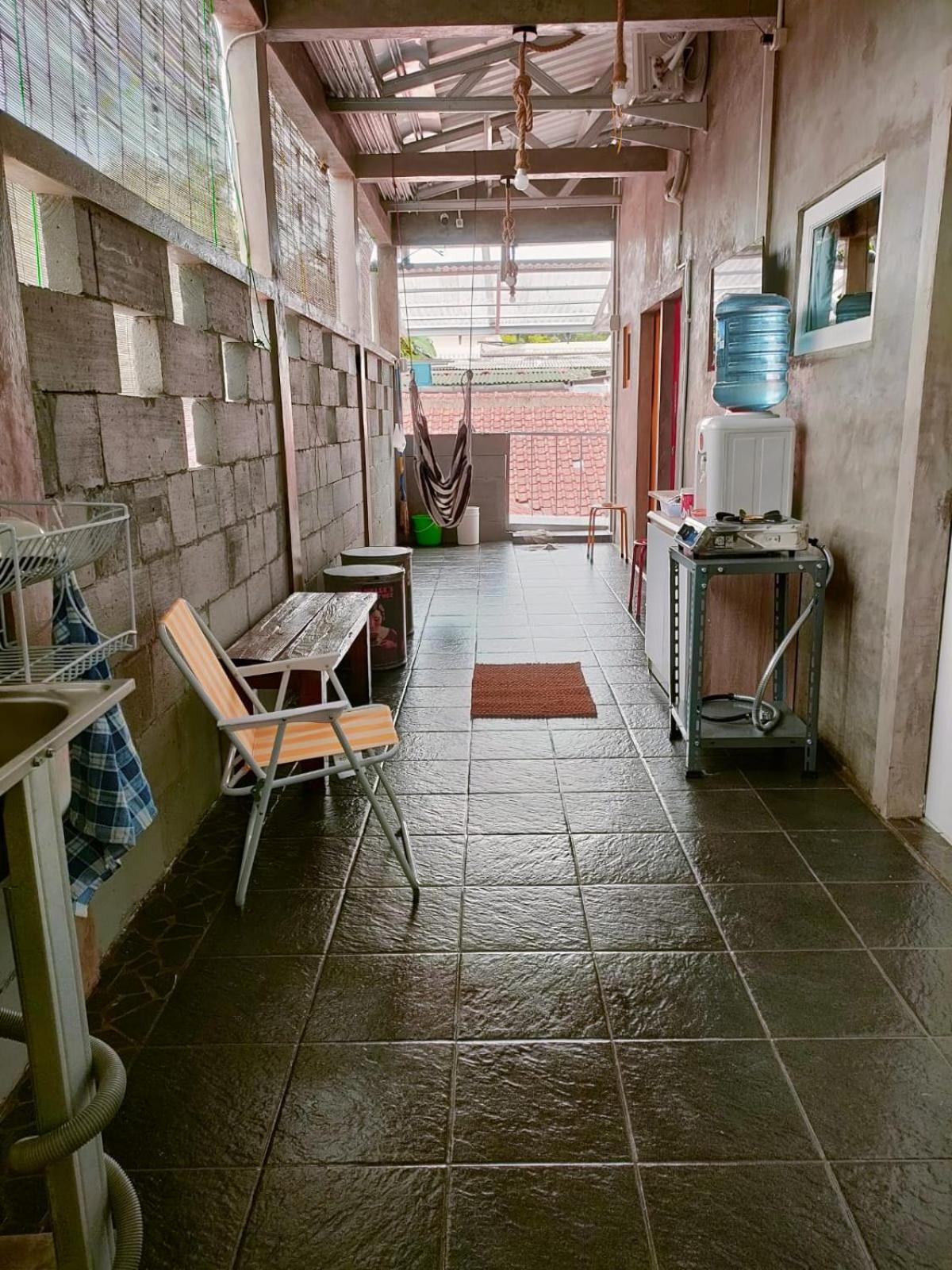 Jeng Tini Guest House โบกอร์ ภายนอก รูปภาพ