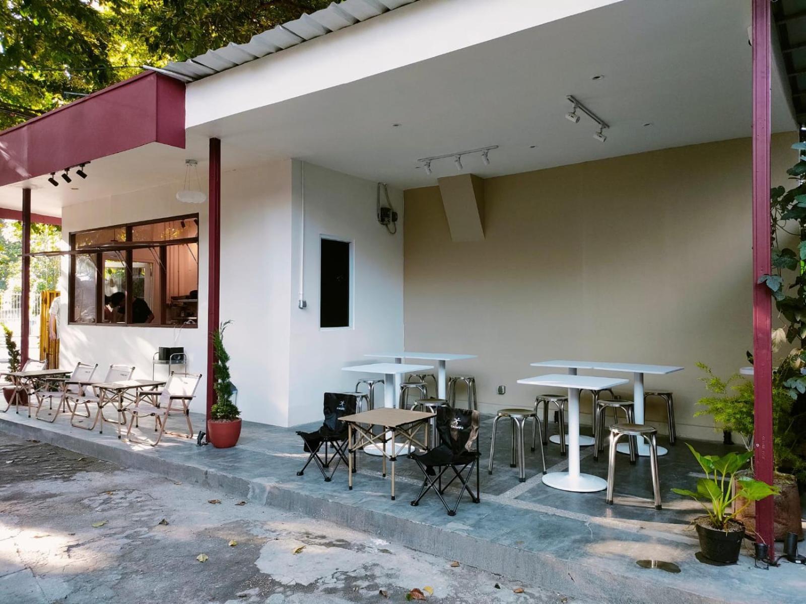 Jeng Tini Guest House โบกอร์ ภายนอก รูปภาพ